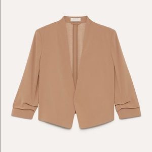Babaton MACAULEY SHORT BLAZER in Honey Beige